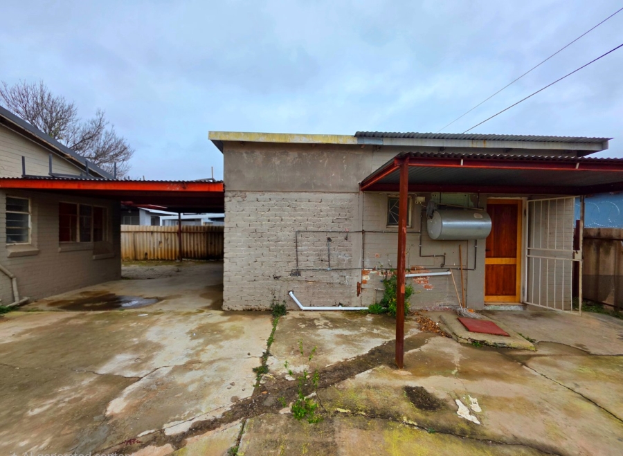 11 Bedroom Property for Sale in Brandwag Free State